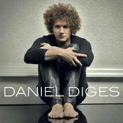 Firma de discos de Daniel Diges